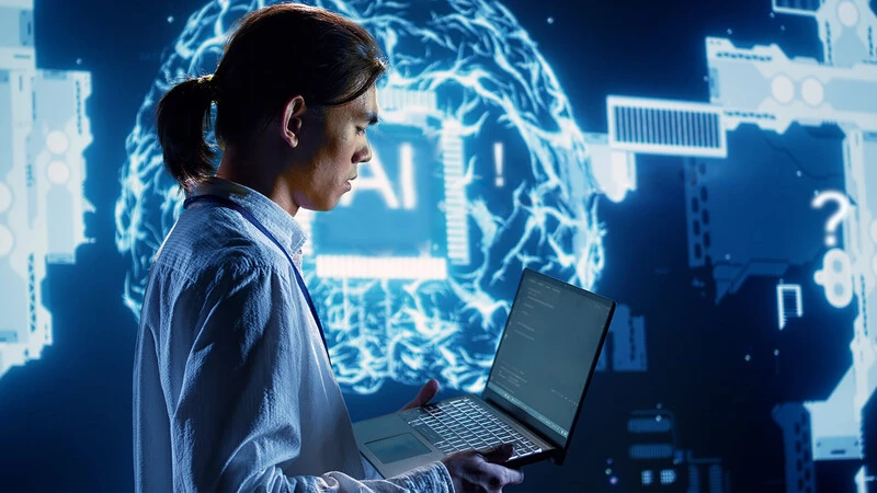 Izzivi in tveganja pri uporabi umetne inteligence